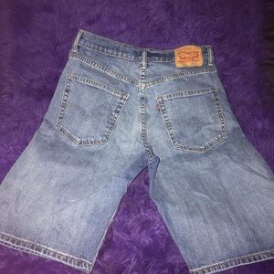 Levi 569 jean shorts